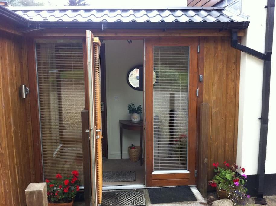 Self Catering Apartment At Beechwalk House. Enniskerry Eksteriør bilde